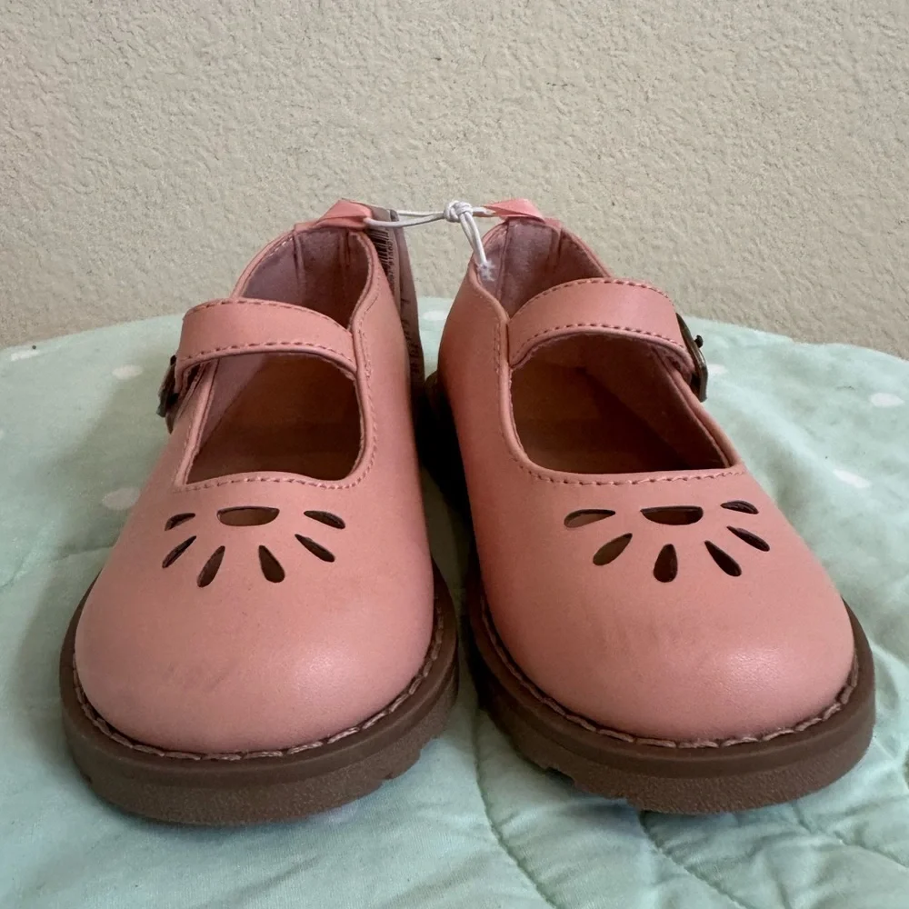 NWT Old Navy BAMBOO Pink Dress Shoes with Classic Mary Jane Style  size 8